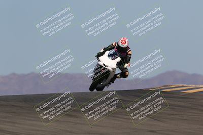 media/Apr-15-2022-Apex Assassins (Fri) [[9fb2e50610]]/Trackday Level 2/Session 2/Turns 9 and 10 Set 1/